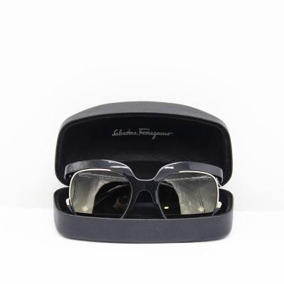 Ferragamo菲拉格慕太阳眼镜(黑色)