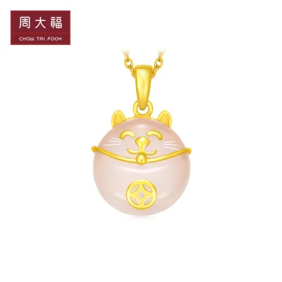 周大福招财猫粉玉髓足金黄金吊坠R19014[E1644217]