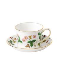 Wedgwood 野草莓杯碟盒装